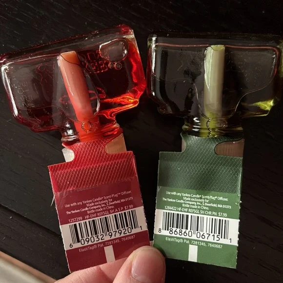 {Yankee Candle} scent plugs - Christmas Pine & Apple Spice Potpourri - Picture 3 of 3